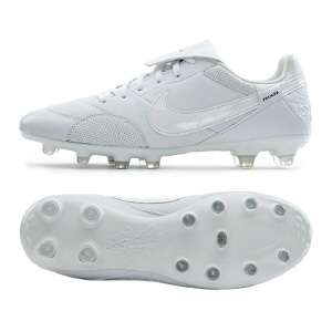 The NIKE PREMIER III FG (AT5889100)