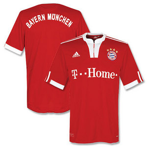 09-10 Bayern Munich Home