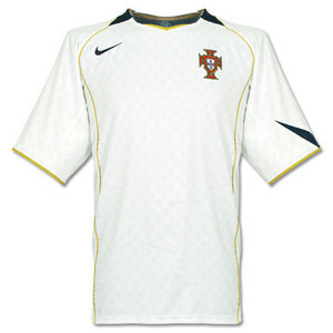 04-06 Portugal Away + 21 NUNO GOMEZ (Size:M)