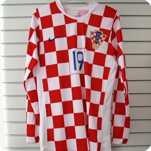 06-08 Croatia Home L/S + 19.KLANJCAR (Size:L) - Authetic / Player Issue